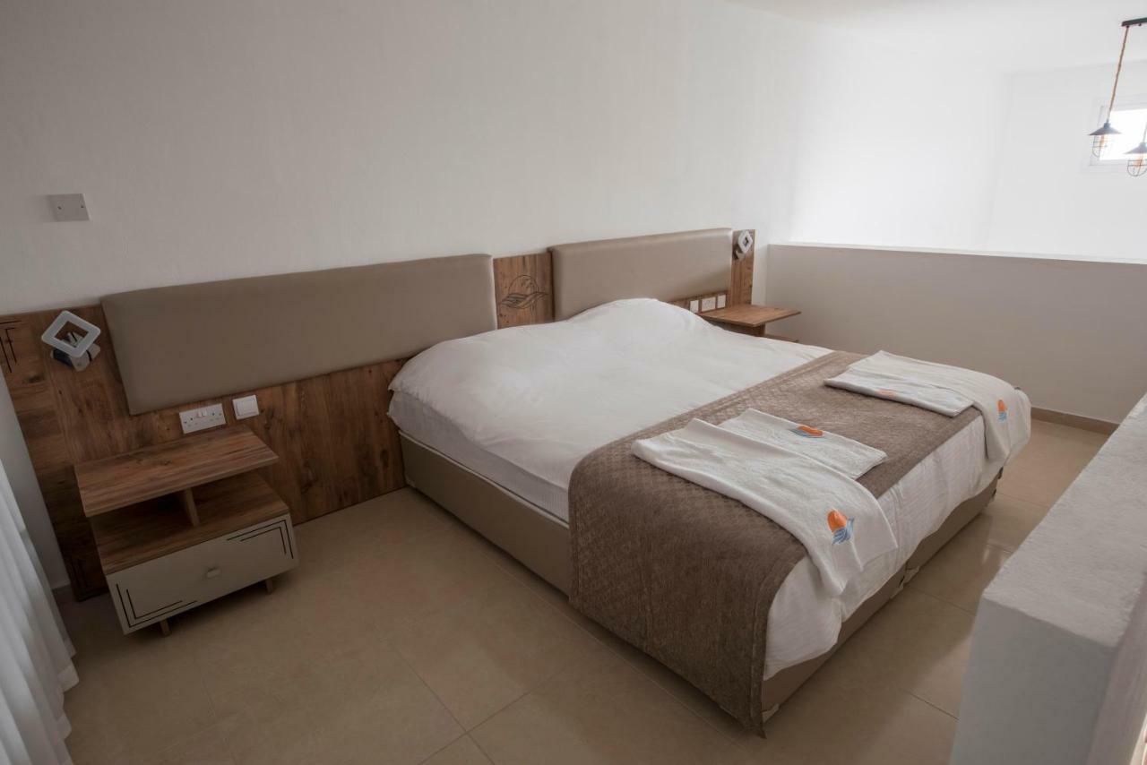 Deniz Airport Suites Nicosia Kültér fotó
