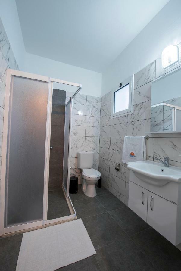 Deniz Airport Suites Nicosia Kültér fotó