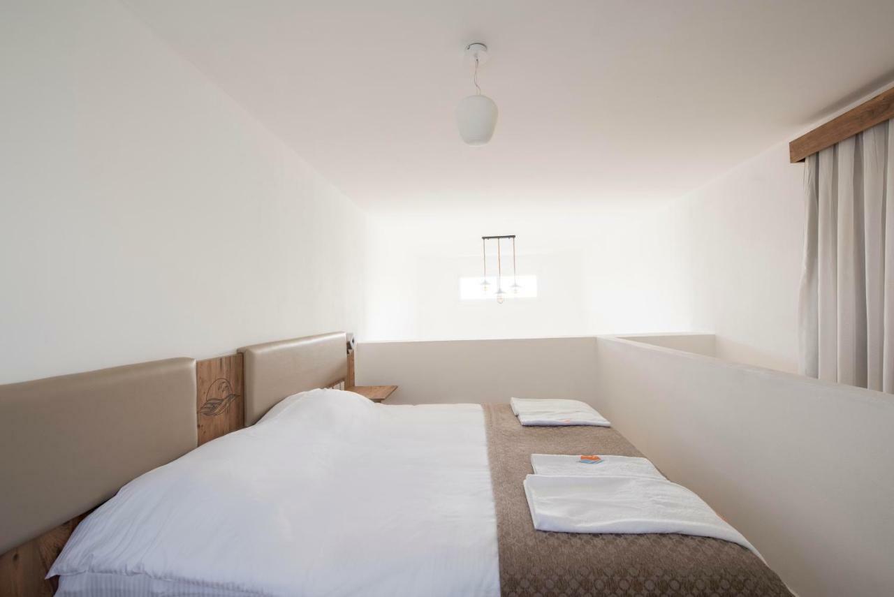 Deniz Airport Suites Nicosia Kültér fotó